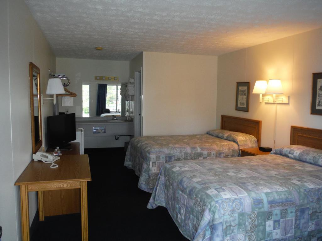 The Springs Motel Σαρατόγκα Σπρινγκς Εξωτερικό φωτογραφία