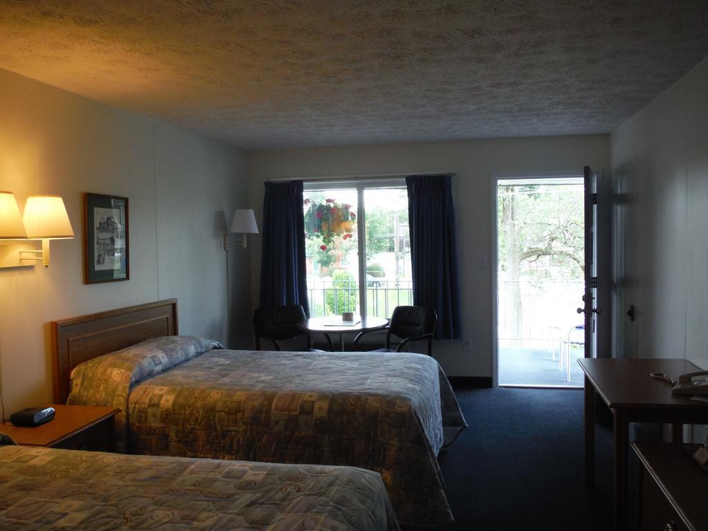 The Springs Motel Σαρατόγκα Σπρινγκς Εξωτερικό φωτογραφία